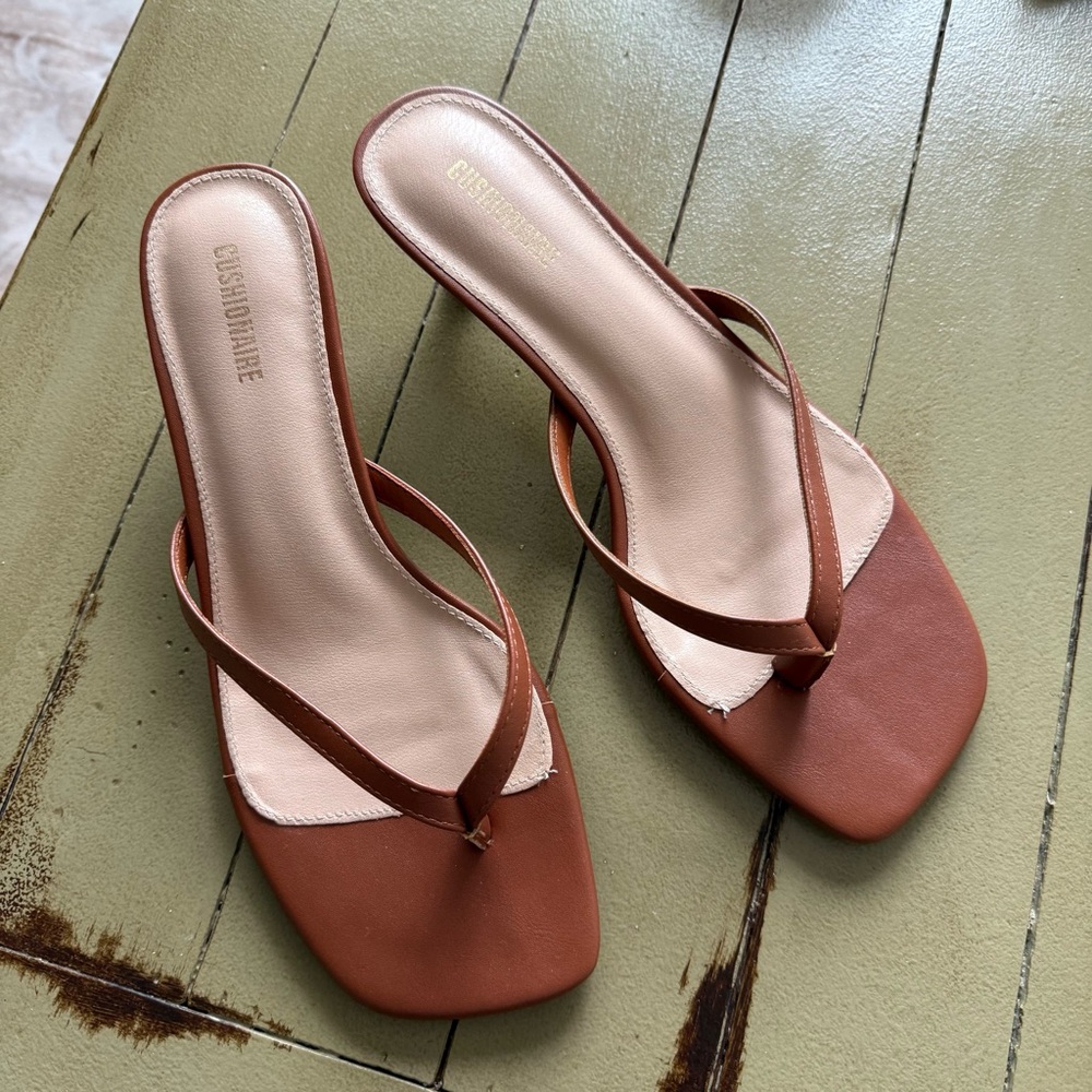 Flip Flop Kitten Heels - Light Brown